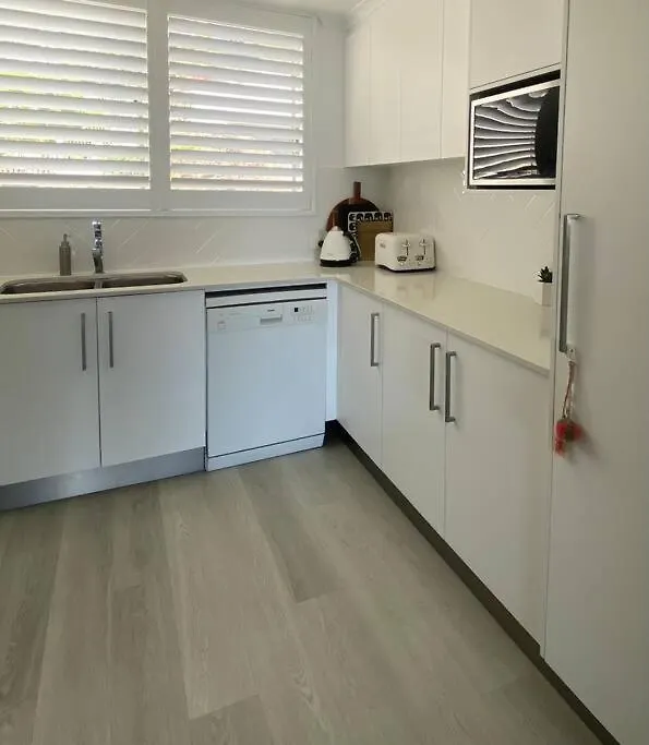 Currumbin Stunning Ocean Views! Gold Coast Apartamento