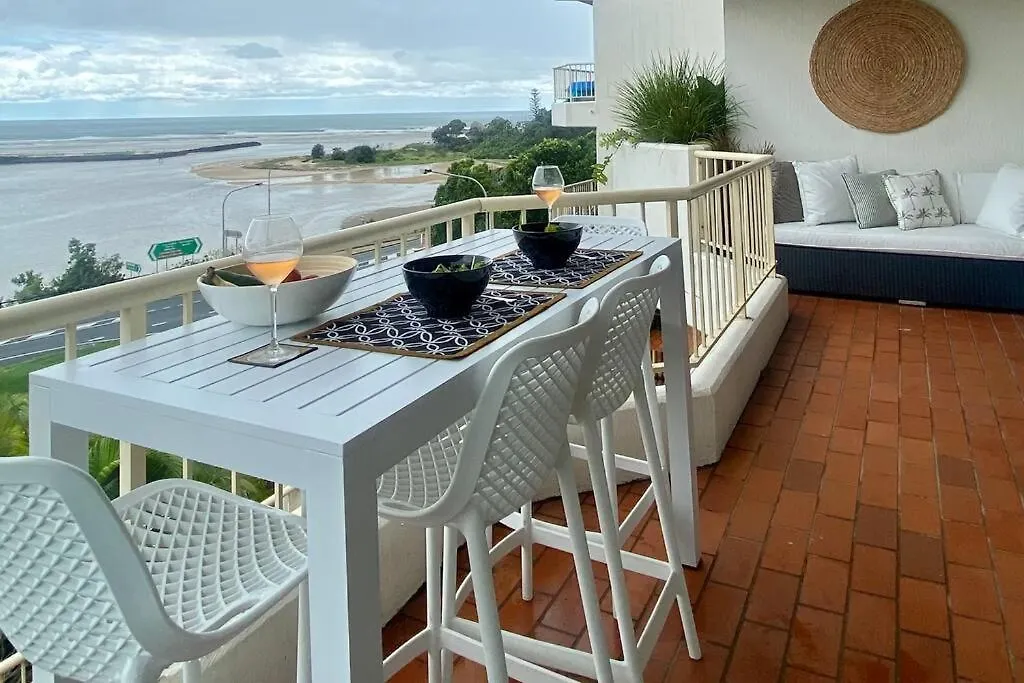 דירה גולד קוסט Currumbin Stunning Ocean Views!