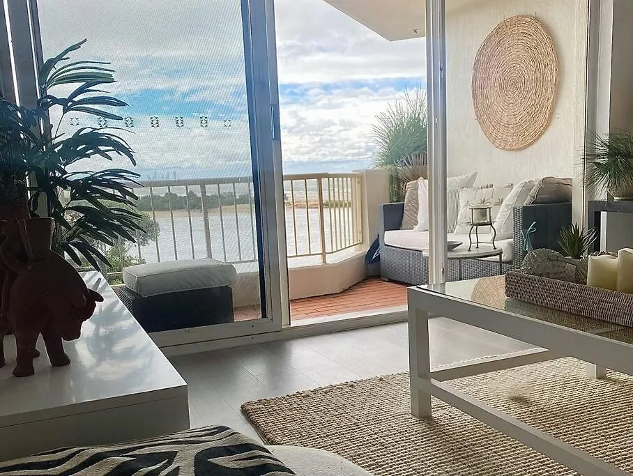 גולד קוסט Currumbin Stunning Ocean Views!